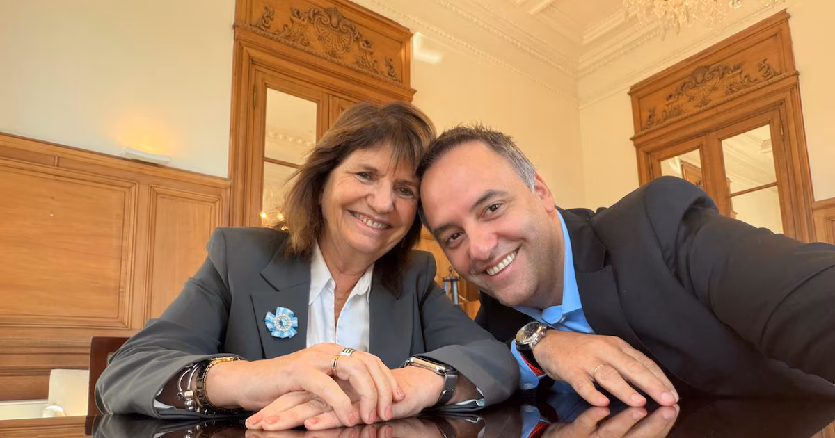 Senado: se pospuso una semana la sesión por Manuel Adorni y quedó cerca de ser interpelado el 2 de julio