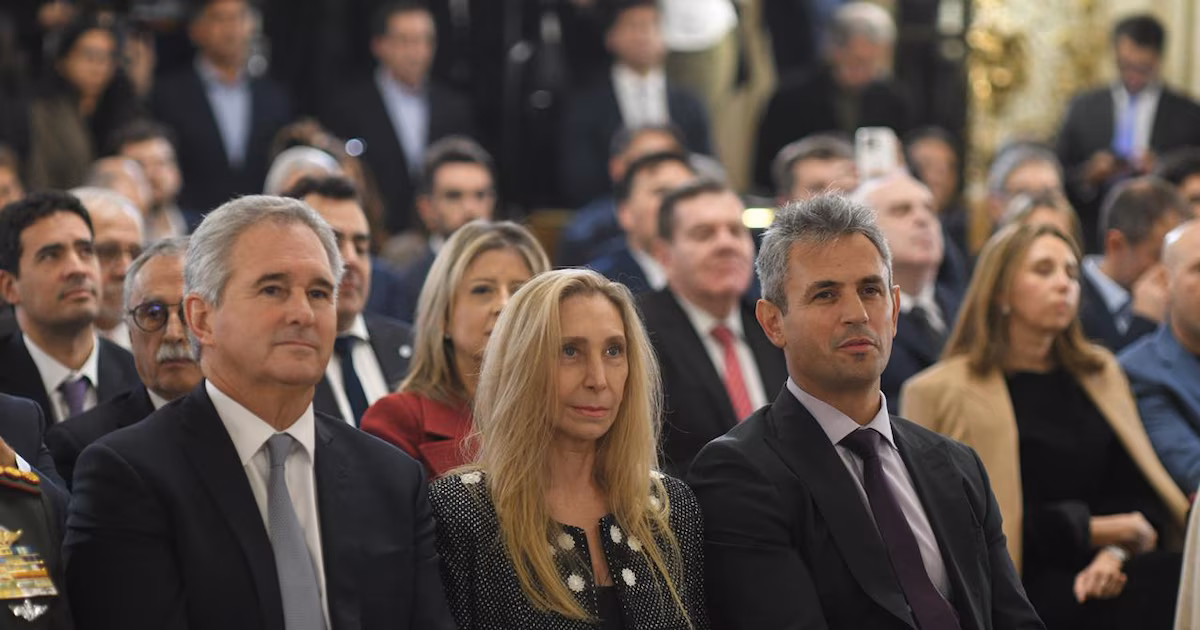 Nueva era para Milei: nace un Gobierno abrazado al sistema con Karina como “El Jefe” de casi todo