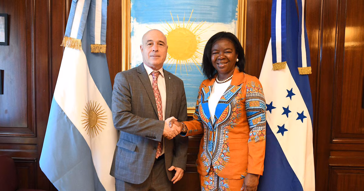 Honduras y Argentina refuerzan cooperación parlamentaria en encuentro bilateral