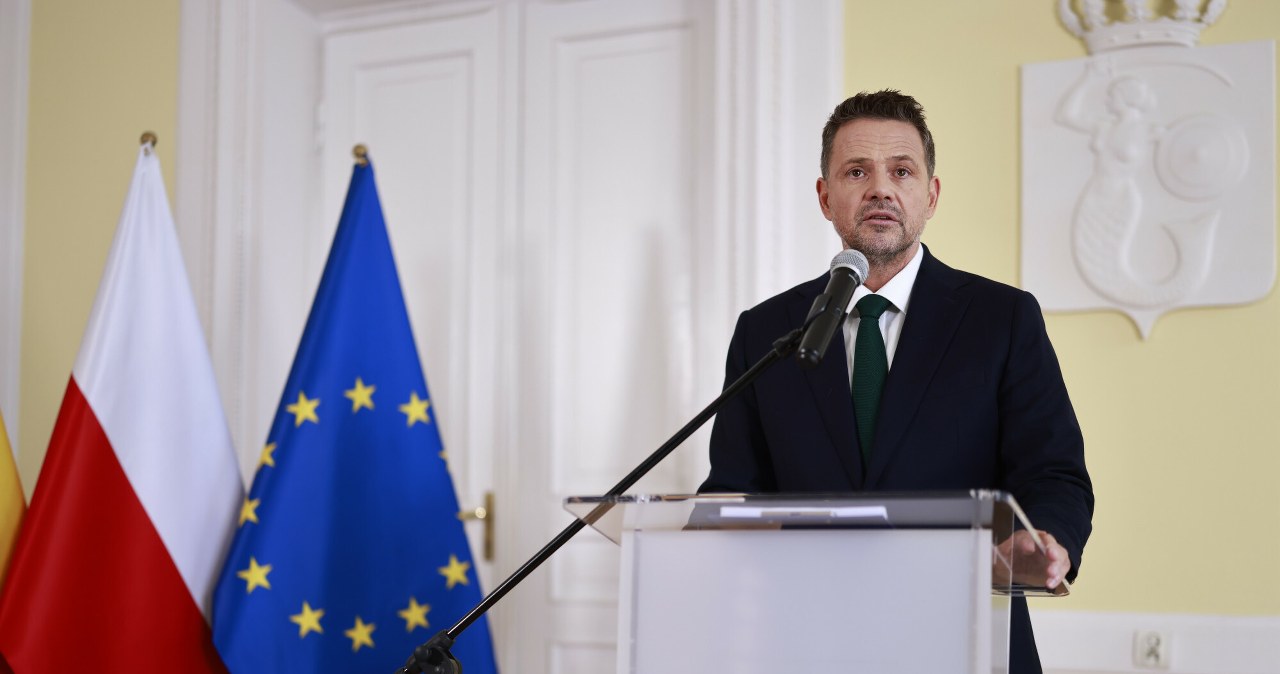 Trzaskowski's Ultimatum. "Either work for Warsaw or party membership"