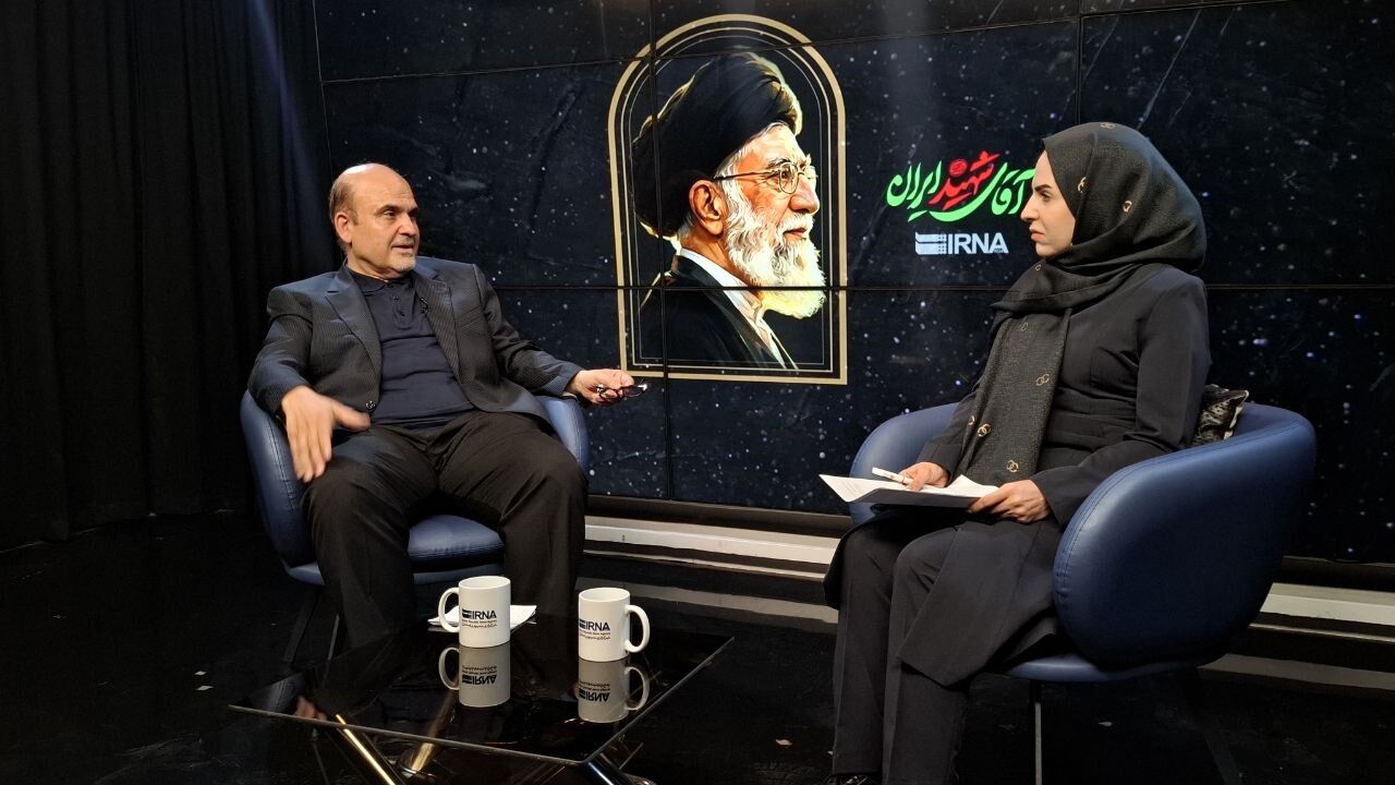 جلایی‌پور: رهبر شهید سردار استقلال ایران است/تقویت بنیه دفاعی پیش‌شرط توسعه درون‌زا