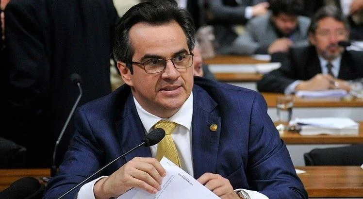 Senador Ciro Nogueira, presidente nacional do PP, &eacute; alvo da opera&ccedil;&atilde;o Compliance Zero, que investiga o caso do Banco Master