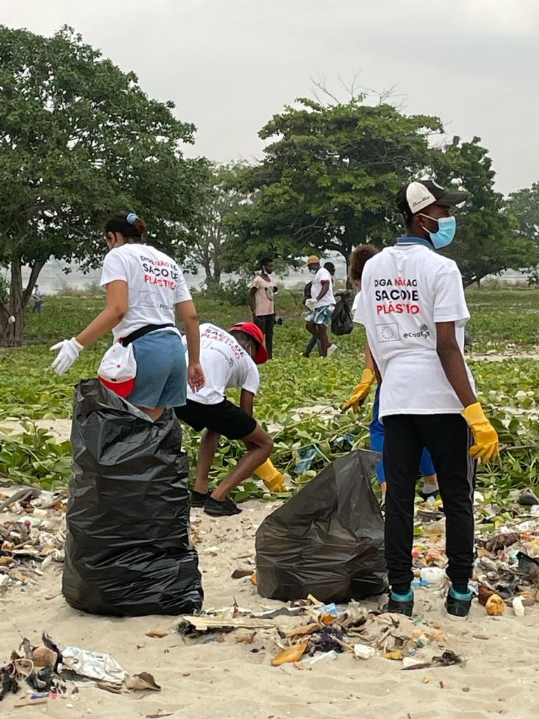 EcoAngola promove Semana Verde da Juventude com foco em desafios ambientais e climáticos