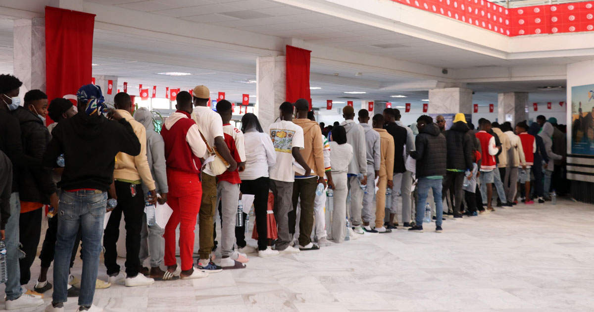 La Tunisie rapatrie près de 5000 migrants subsahariens en 11 mois