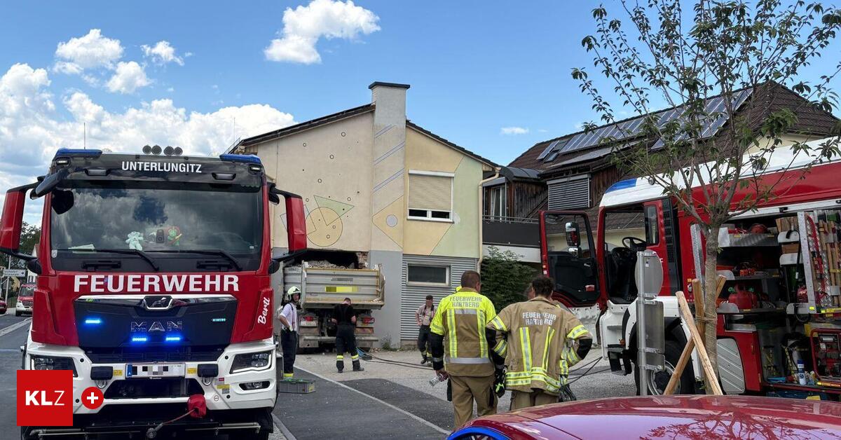 Truck crashes into hair salon: Owner (60) dead, several injured