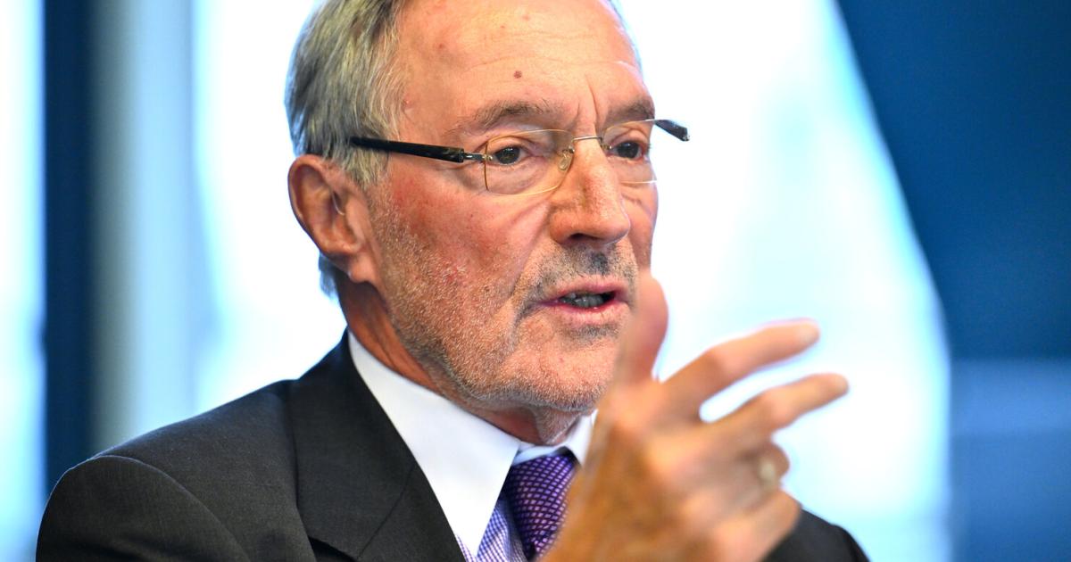 Gutachten von Rechtsexperten: Alle faschistischen Organisationen in Österreich auflösen