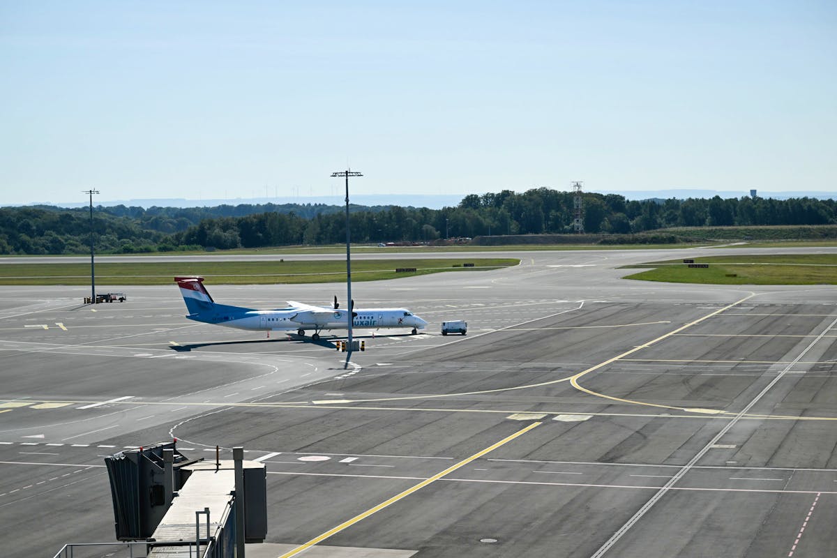 Aéroport de LuxembourgLes sociétés qui ont rénové la piste poursuivies en justice
