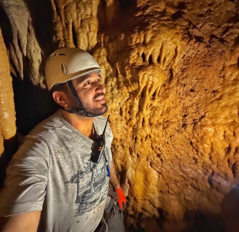 Dans le Akkar, un propriétaire découvre par hasard un gouffre naturel sur son terrain