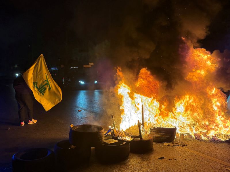 Aoun: Inciting sedition or attempting to overthrow the government in the street are "red lines"