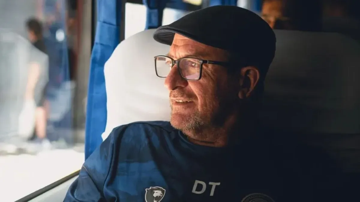 El video viral del ex-Newell's que se siente un Peaky Blinders de la Lepra mendocina