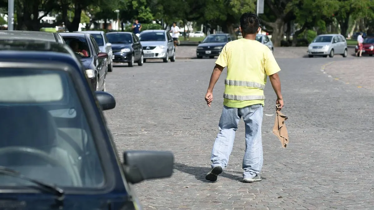 Cuidacoches: se cayó el debate en el Senado provincial por falta de acuerdos en el oficialismo
