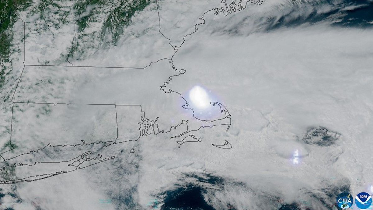 Un météore explose au-dessus des États-Unis avec une puissance équivalente à 300 tonnes de TNT : le corps céleste filait à 120 000 km/h