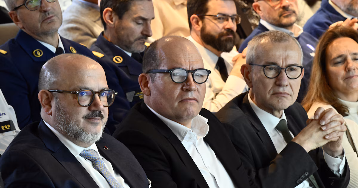 La nouvelle zone de police bruxelloise unique sera fortement dominée par les bourgmestres socialistes : "On donne les clés à Philippe Close et au PS"