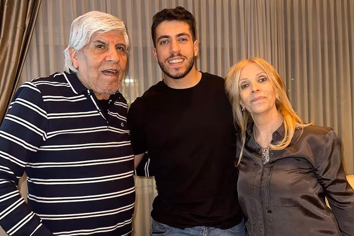 En caída. Moyano auxilia con millones de pesos a su esposa para evitar la quiebra de la obra social de los camioneros