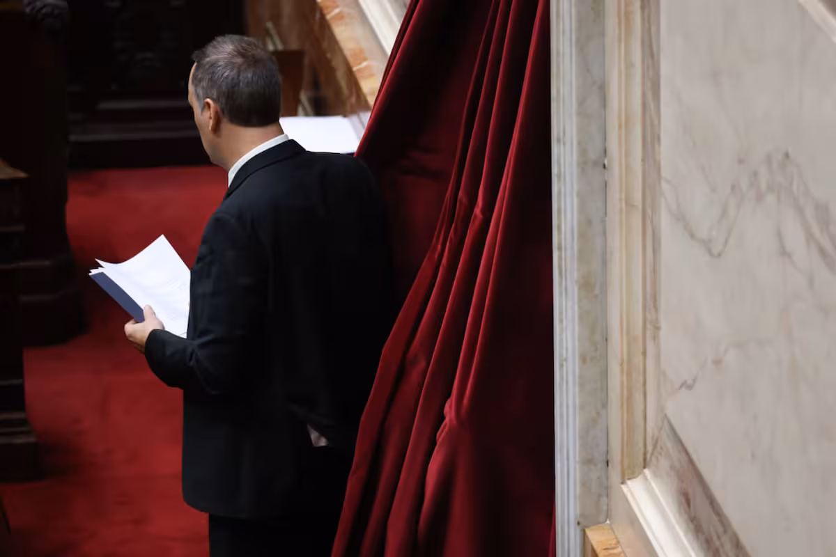 Una discusión crucial. El Gobierno apela a un debate reglamentario para poder blindar a Adorni en el Senado