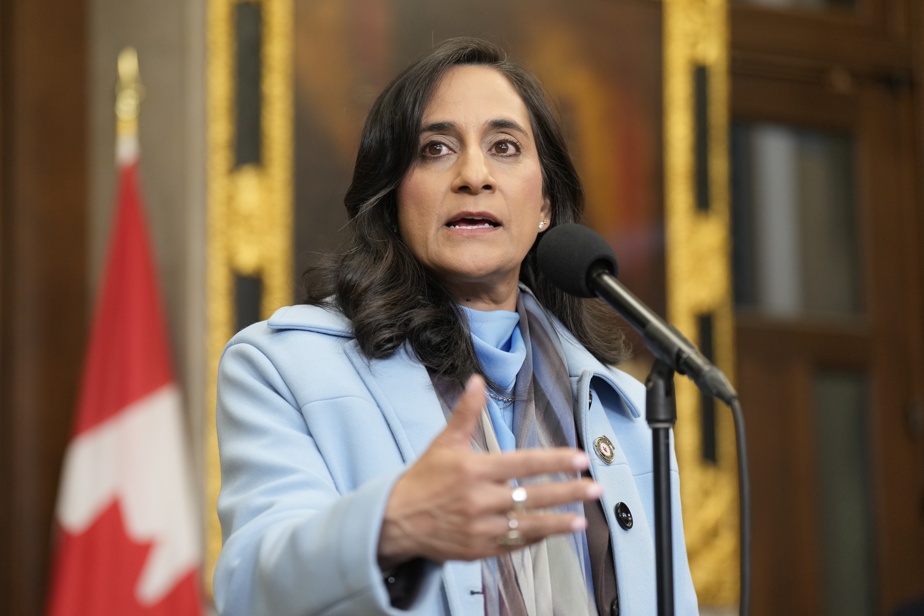 Le Canada ne veut pas d’ambassade en Iran ni au Venezuela, affirme la ministre Anand