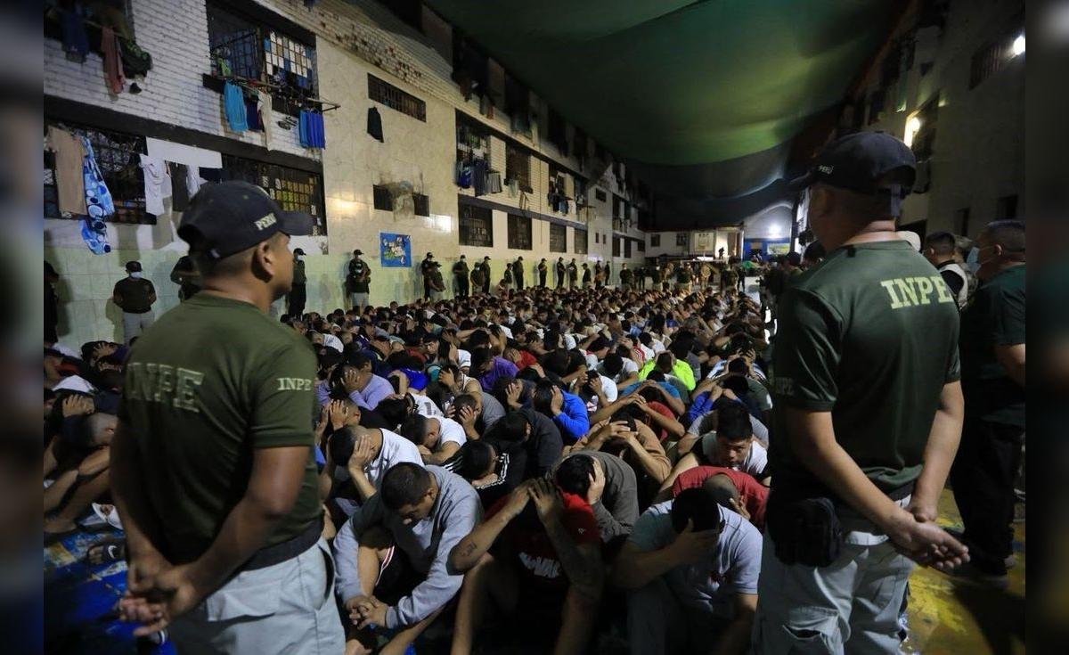 De las 69 cárceles en el país, 52 están sobrepobladas