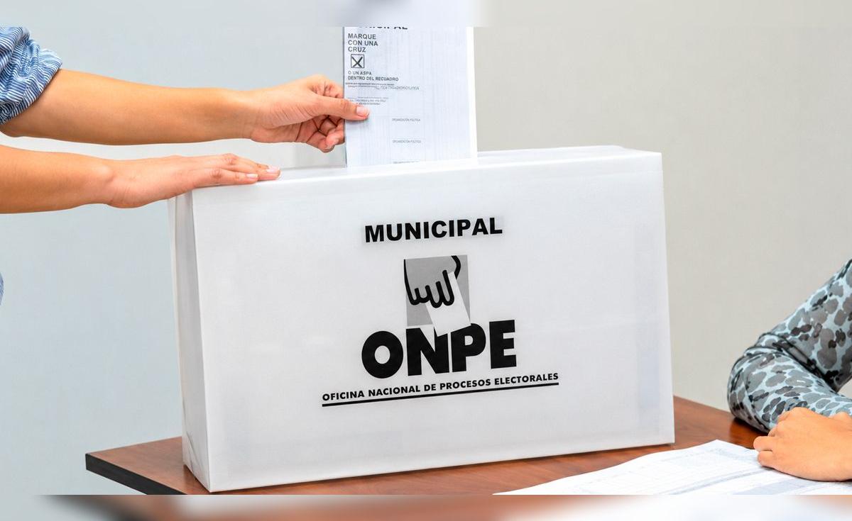 ONPE presenta cédulas de sufragio para las Elecciones Regionales y Municipales 2026