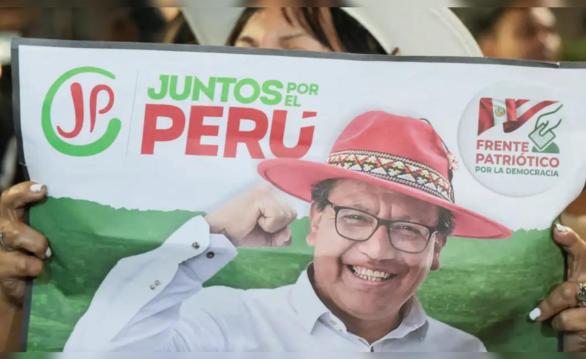 JNE ratifica multa por más de S/176.000 contra Juntos por el Perú por aportes de origen desconocido en 2021