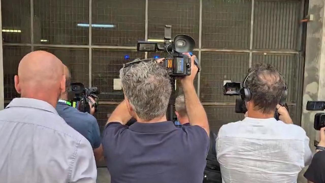 Milano, treno bloccato sui binari per tre ore senza aria condizionata e 300 passeggeri a bordo