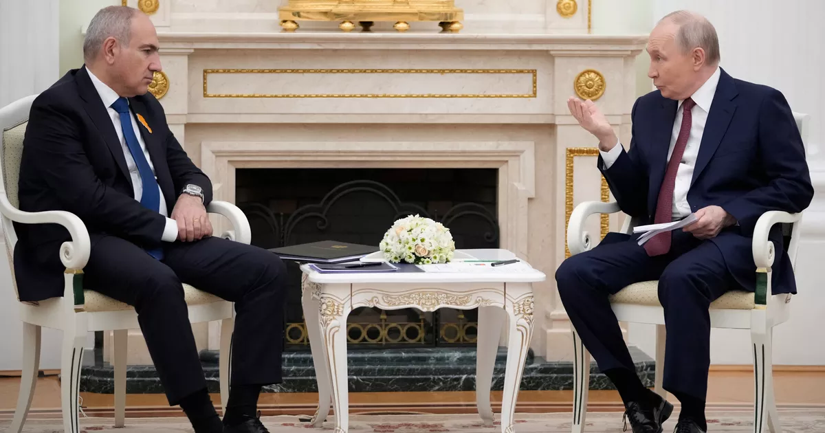 "It's simply impossible": Vladimir Putin warns Armenia against EU accession