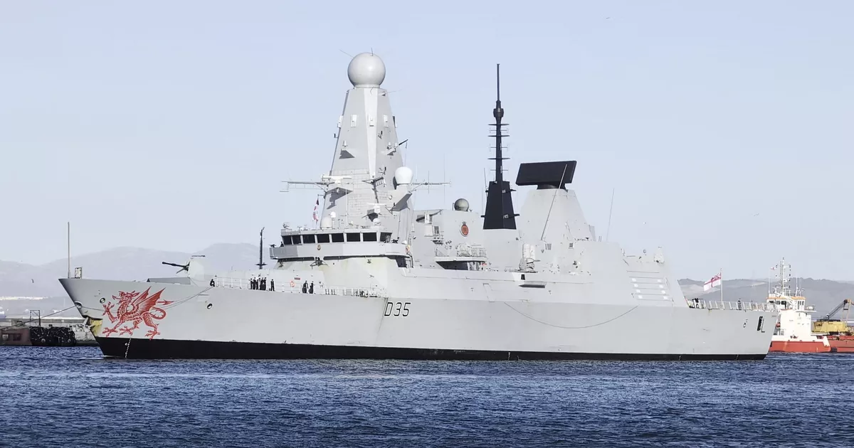 Navires indisponibles, fantassins en sous-nombre, gaspillage… Avec des armées à bout de souffle, le Royaume-Uni serait « en péril »