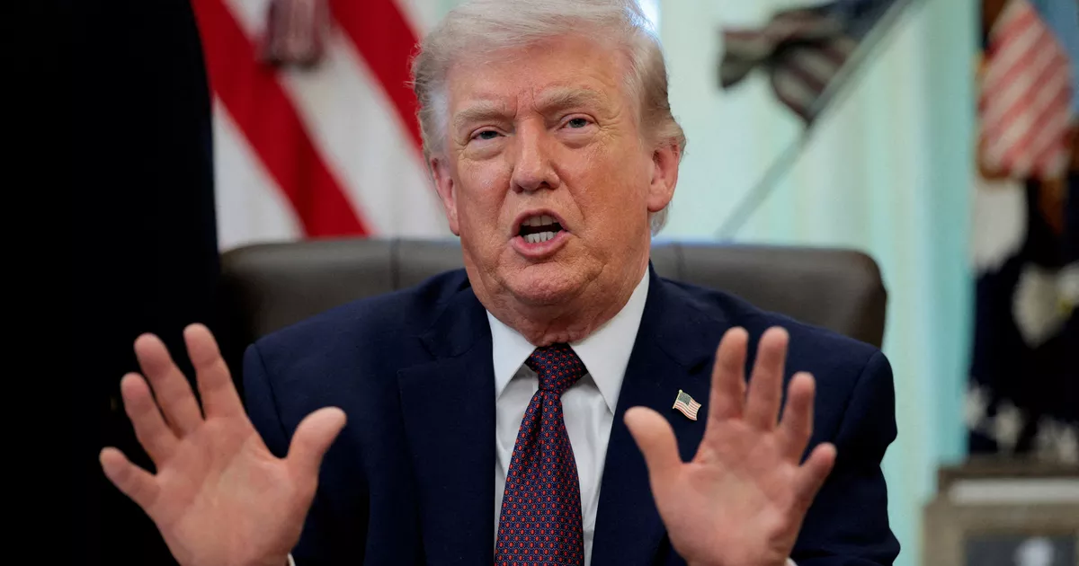 EN DIRECT - Guerre au Moyen-Orient : les États-Unis disent avoir mis hors service un navire violant leur blocus des ports iraniens