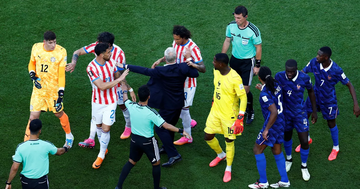 «Football antisportif», jeu «physique et brusque», comportements «grossiers» : la presse internationale étrille la sélection paraguayenne