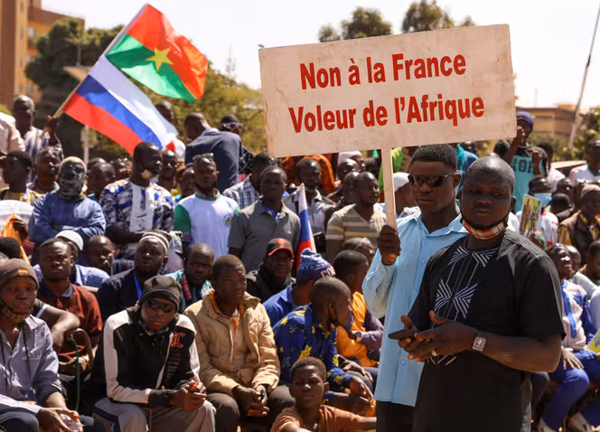 Burkina Faso cuts diplomatic ties with former colonial ruler France