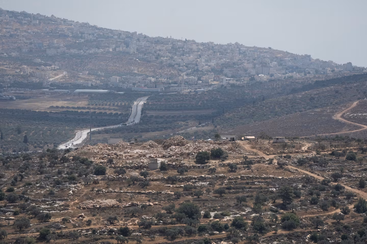 Irlanda aprova projeto de lei que proíbe importações de produtos de assentamentos israelenses