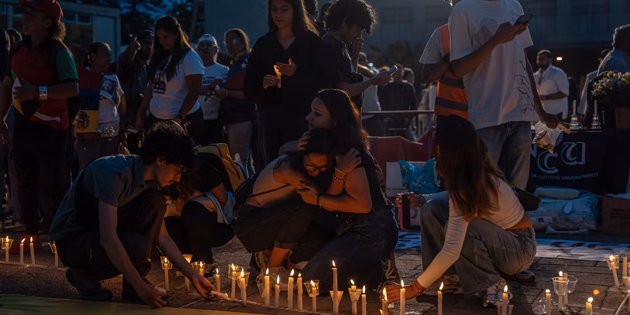 In Venezuela, hope of finding survivors after the twin earthquakes gives way to mourning