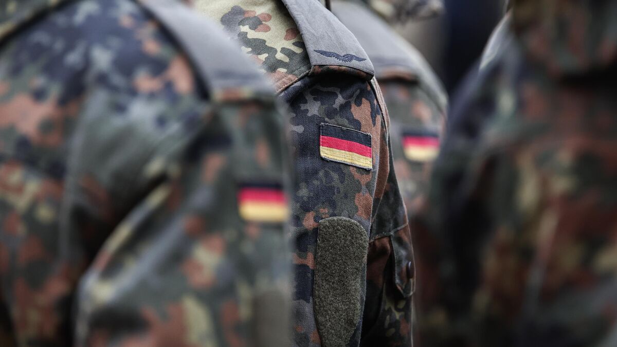Allemagne: autorisation militaire requise pour les hommes pour longs séjours à l'étranger