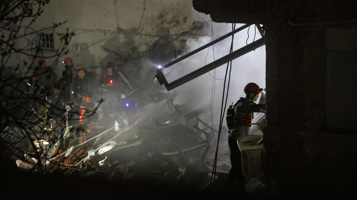 Iran frappe Israël, Émirats et Koweït après menaces de Trump