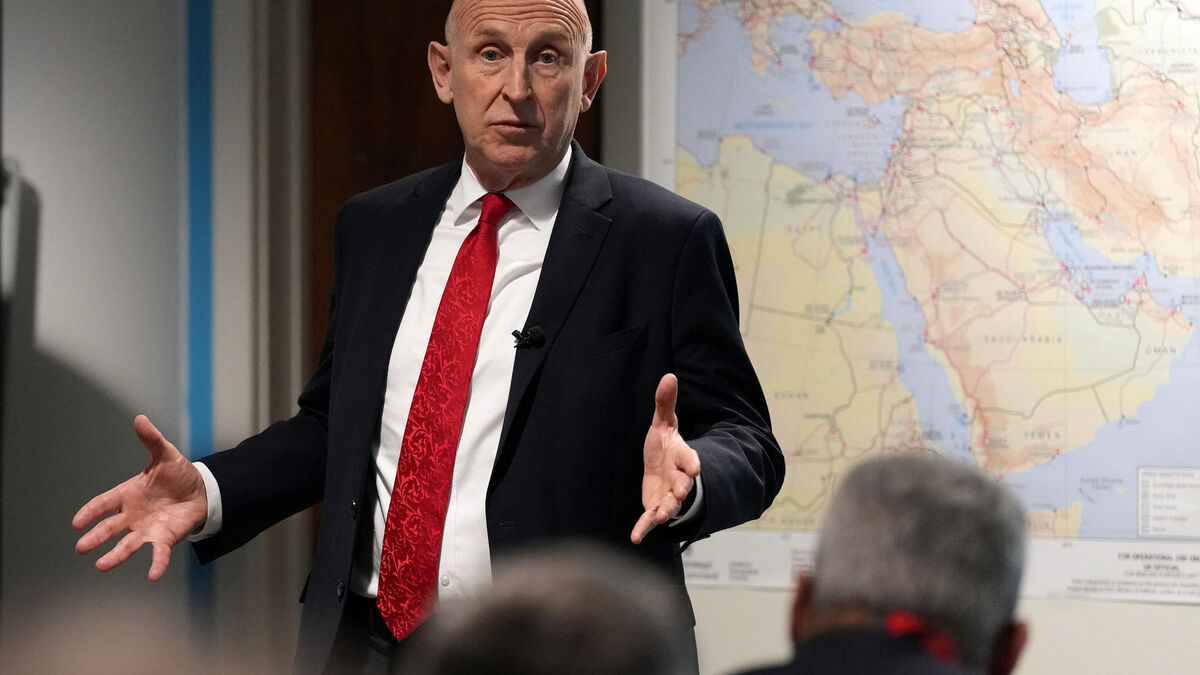 Signal GPS de l'avion du ministre britannique de la Défense brouillé près de la frontière russe