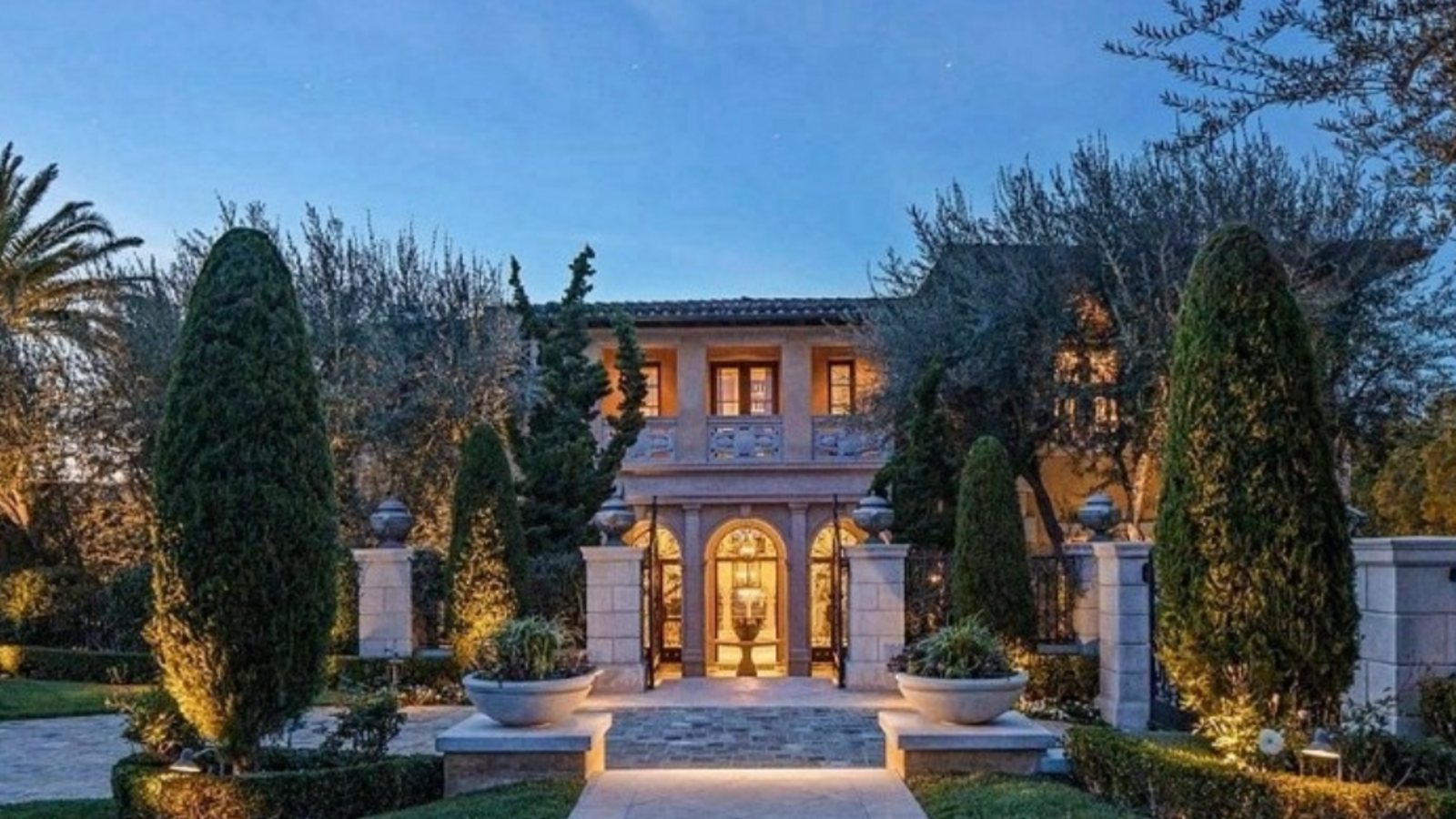 Un PDG californien accusé d’avoir financé sa luxueuse villa à 35 millions de dollars en violant les sanctions contre l’Iran