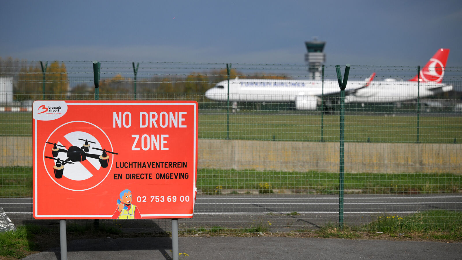 Drones détournés, signaux d’avions neutralisés : le brouillage GPS, l’arme d’ingérence russe qui épuise l’Europe à 13h48