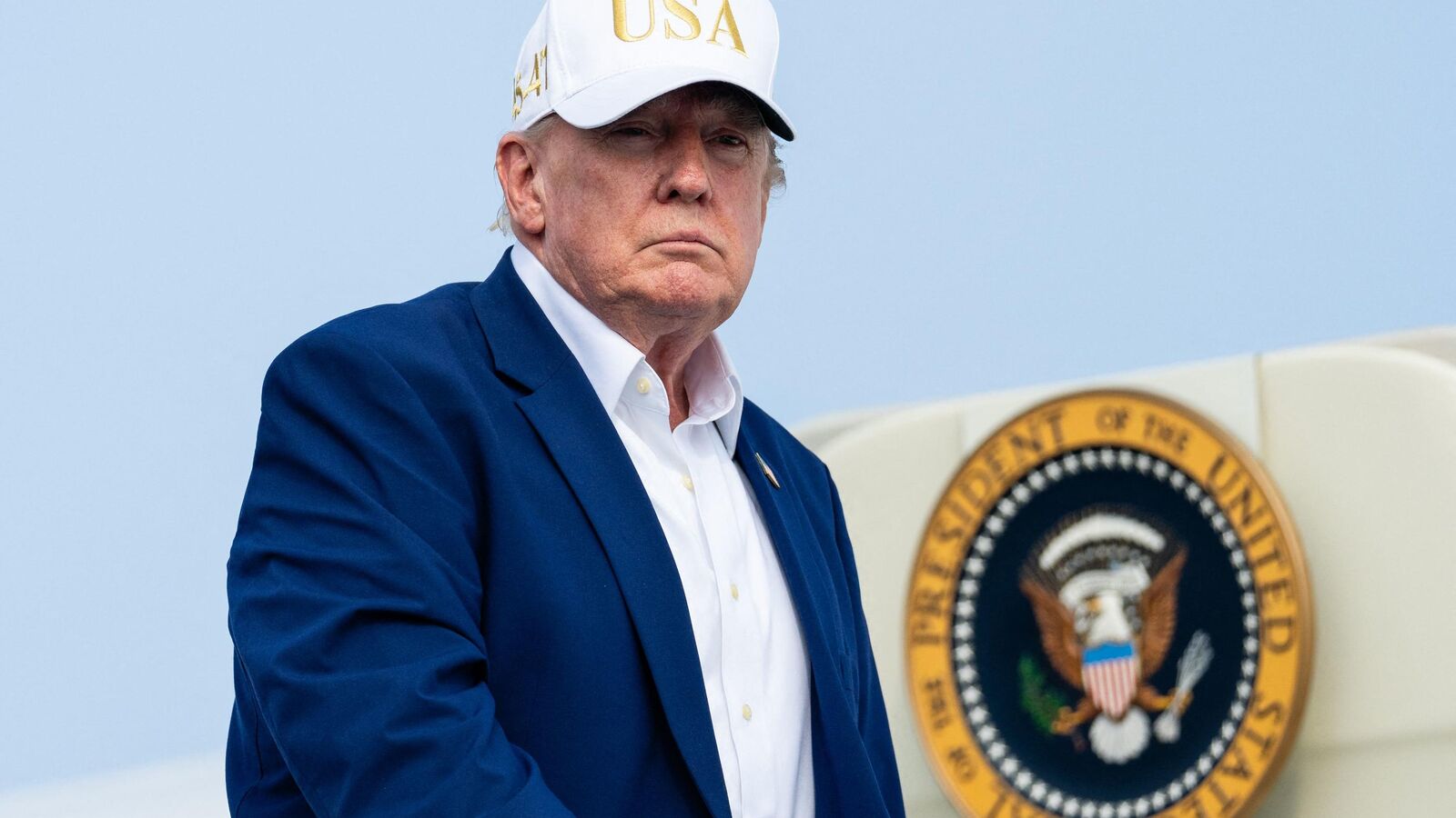 "We're only semi-negotiating": Donald Trump bets on the economy to bring Iran to heel