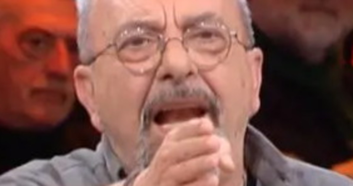 Vauro Senesi salvato dalle toghe: si può dare dello "str***" a Galeazzo Bignami | Libero Quotidiano.it