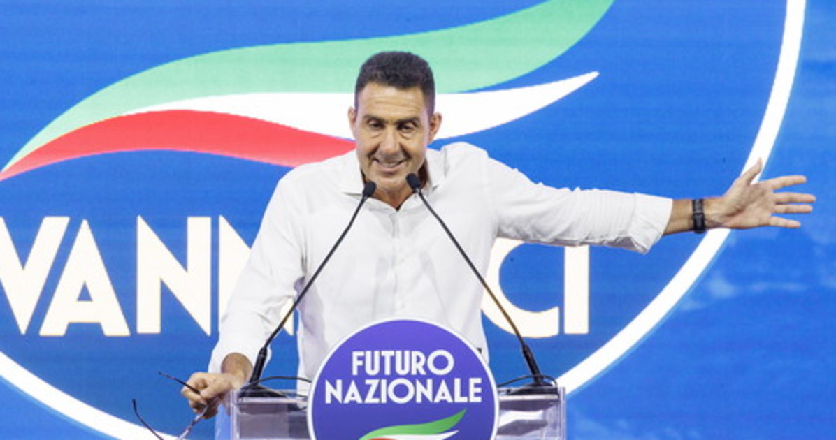 Vannacci fuori controllo, l'attacco ad Arianna Meloni: "La casta siete voi" | Libero Quotidiano.it