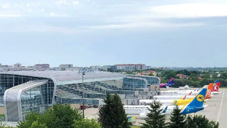 Міноборони висловилося проти багатоповерхівок біля аеропорту "Львів"