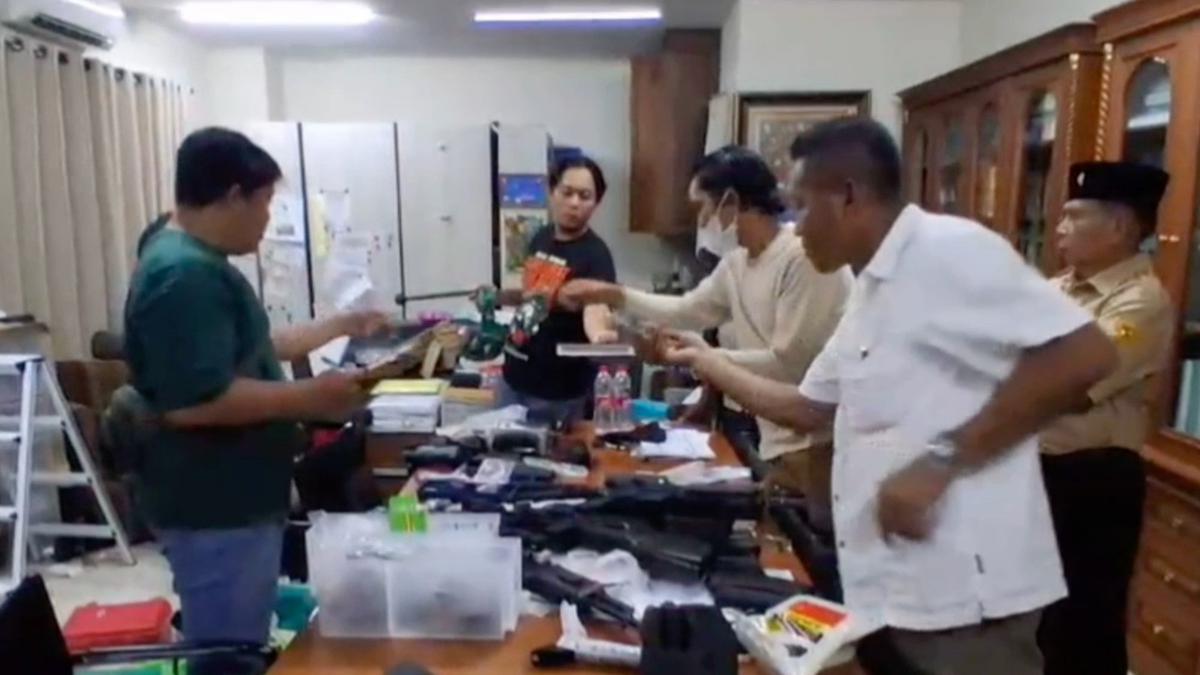 Penjelasan Eks Ketua Yayasan Soal 995 Senjata di Sekolah Jaksel