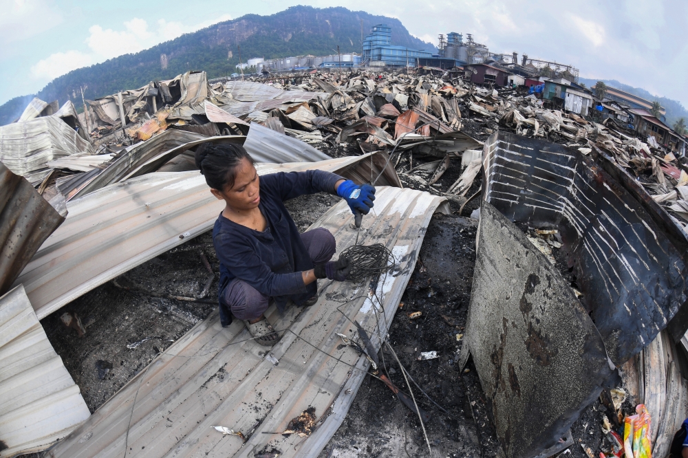 Home minister: Ministry will assist victims of Sandakan fire in replacing documents