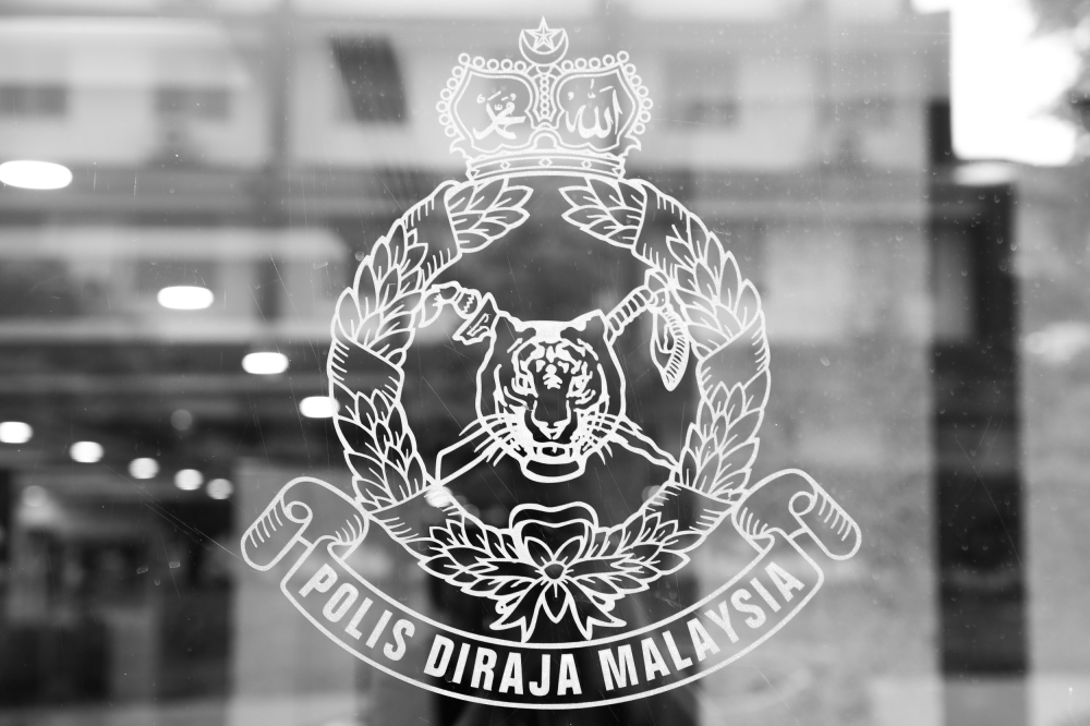 Two die, three injured as Perodua Kembara, Honda City crash at Kuala Krai junction