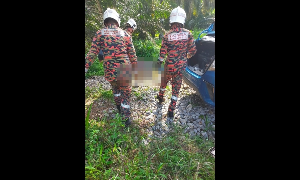 Five, including baby girl, killed after family vehicle crashes into water pipe in Serian