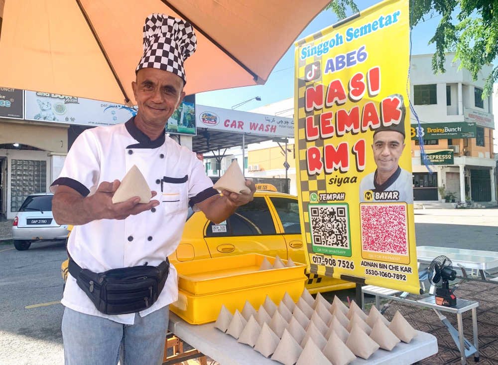 Hot deals, not house fires: The Kota Bharu man turning a 2021 tragedy into Kelantan’s cheapest breakfast