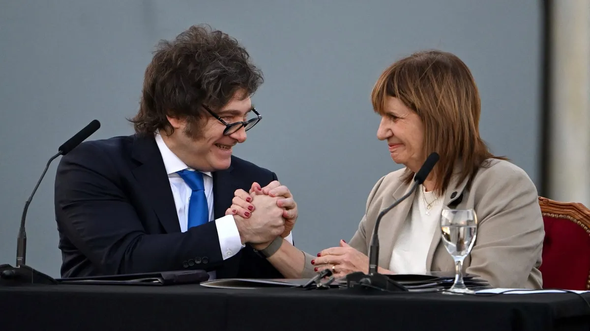 Guerra fría en el oficialismo: Bullrich piensa y asegura que "no hay riesgo de fractura" con Milei
