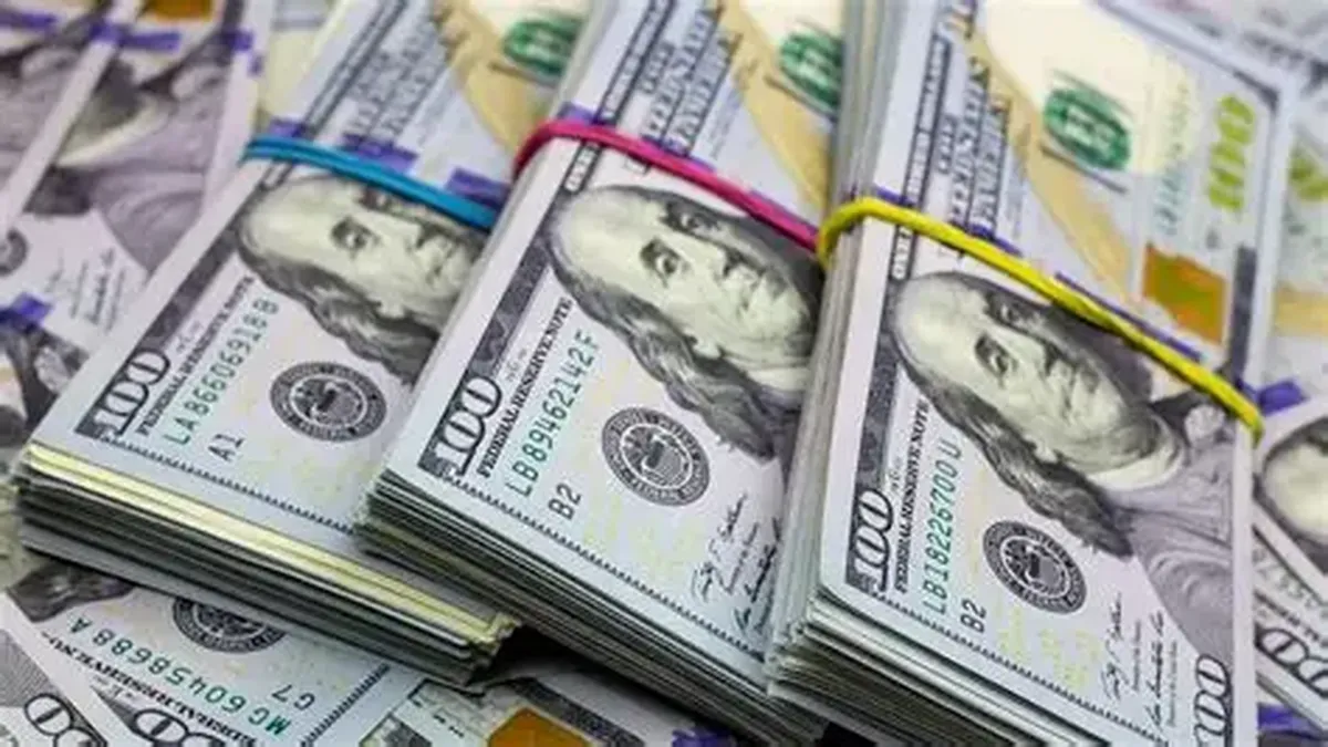 Mientras sigue la euforia mundial por Lionel Messi, el dólar blue perfora los $1500 y el oficial toca el máximo del año