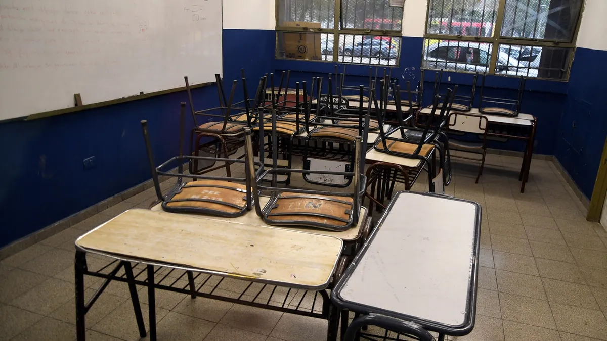 Sin plata no hay romance: el Frente Gremial de Unidad Docente bonaerense le para por primera vez a Axel Kicillof