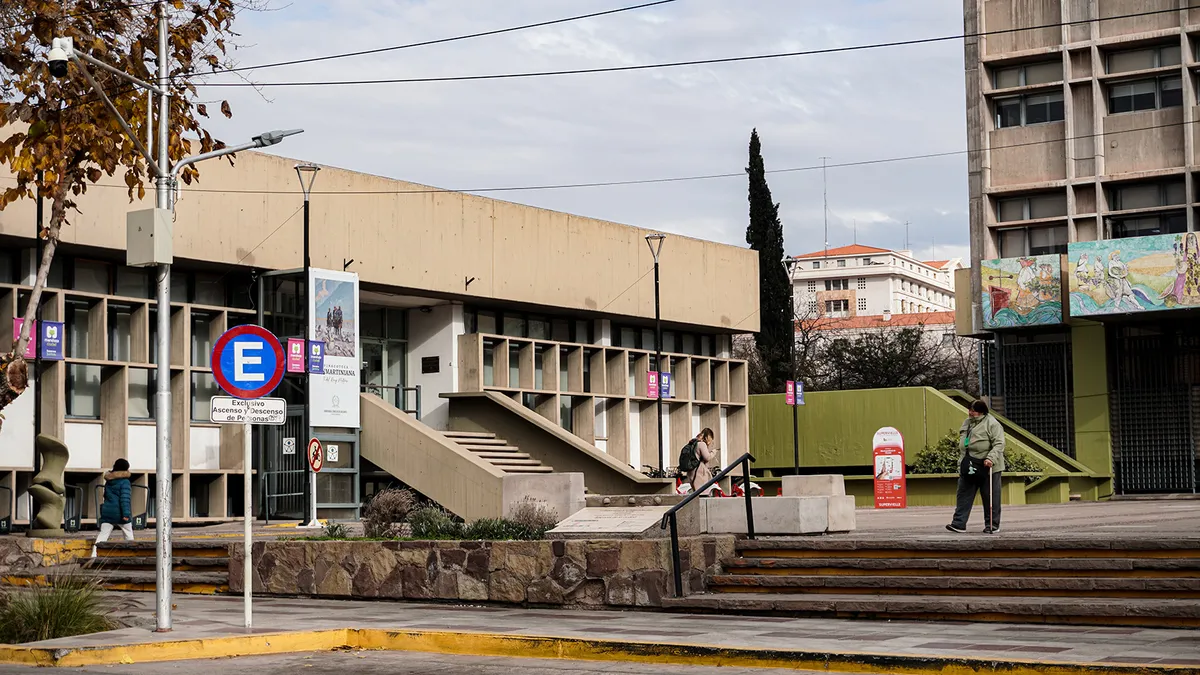 La Ciudad de Mendoza congeló los salarios de sus funcionarios por seis meses