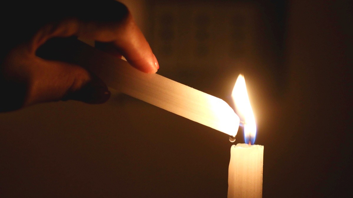 Corte de luz en la RM este sábado: Cinco comunas estarán sin suministro por hasta seis horas
